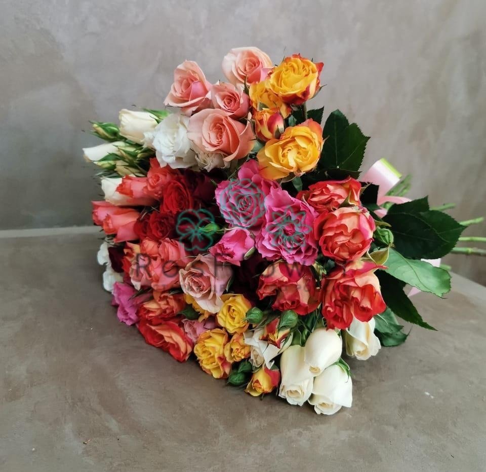 Букет цветов из: Розы в Михалево