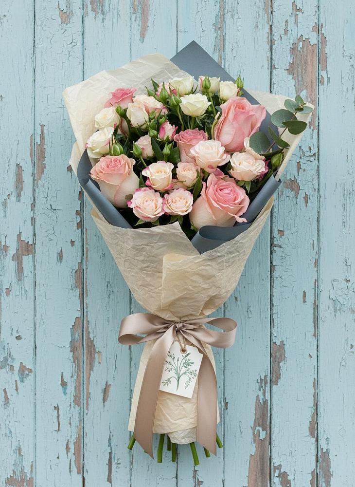 Букет цветов из: Розы в Михалево