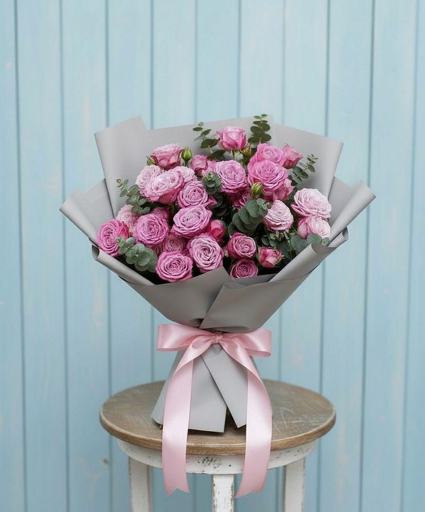 Букет цветов из: Розы в Михалево