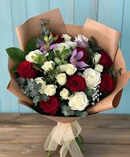 Букет цветов из:  Розы и Альстромерии в Михалево
