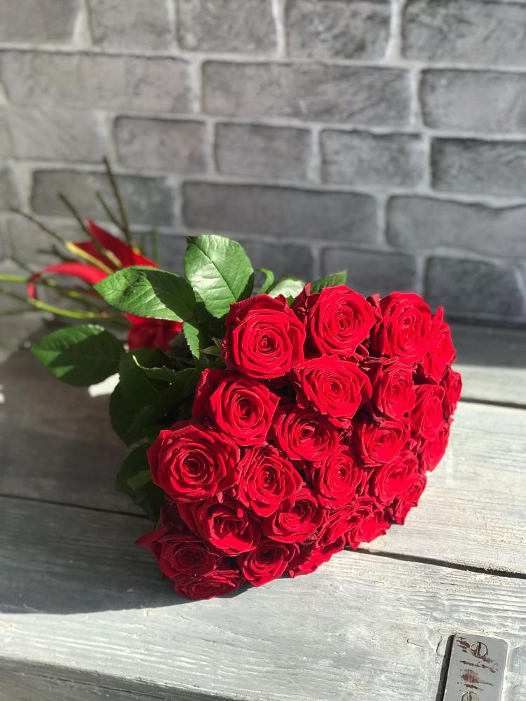 Букет Красные розы Фридом в Михалево