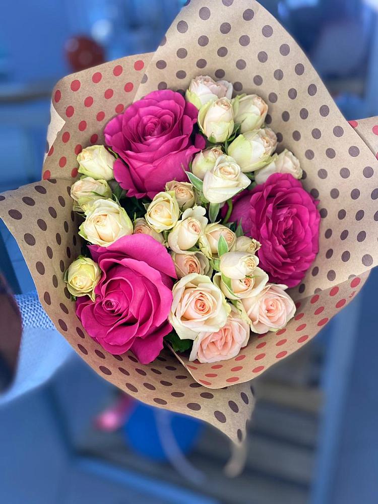 Букет цветов из: Розы в Михалево