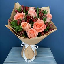 Букет цветов из:  Розы и Альстромерии в Михалево