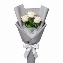 Букет 3 белые розы в Михалево