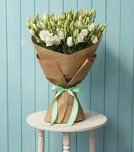 Букет цветов из:  Лизиантусы в Михалево