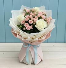 Букет цветов из:  Розы в Михалево