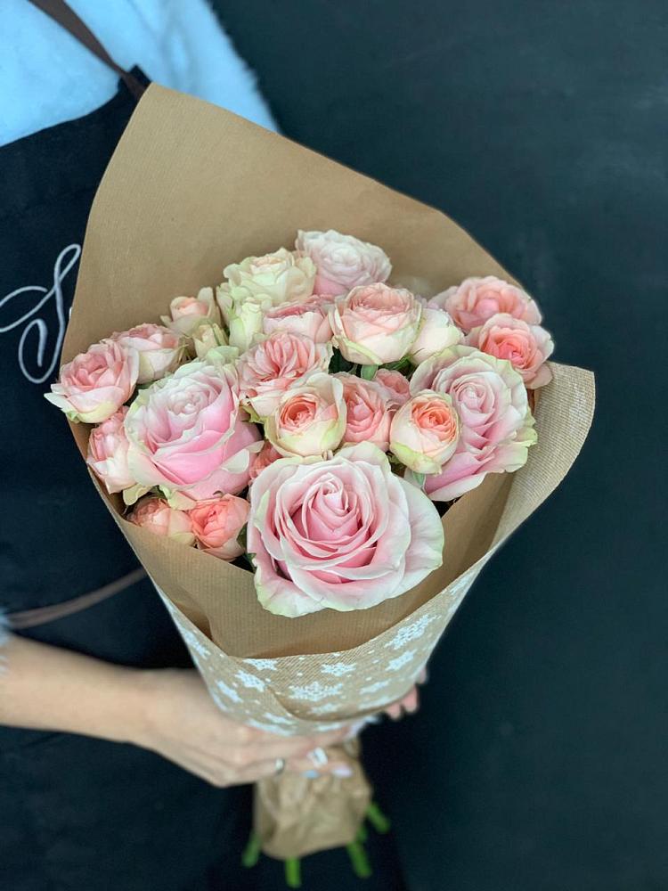 Букет цветов из: Хризантемы и Розы в Михалево