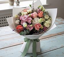 Букет цветов из:  Розы, Лизиантусы и Гвоздики в Михалево