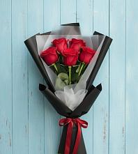 Букет цветов из:  Розы в Михалево