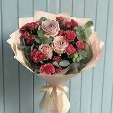 Букет цветов из:  Гвоздики и Розы в Михалево