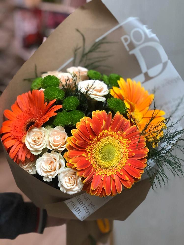 Букет цветов из: Герберы, Хризантемы и Розы в Михалево