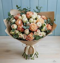 Букет цветов из:  Альстромерии и Розы в Михалево