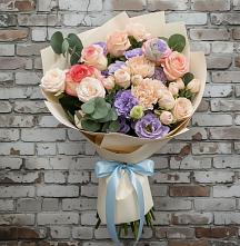 Букет цветов из:  Розы, Лизиантусы и Гвоздики в Михалево