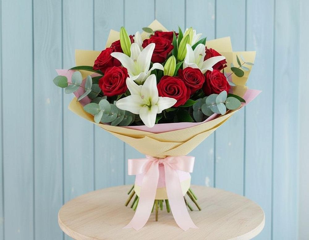 Букет цветов из: Лилии и Розы в Михалево